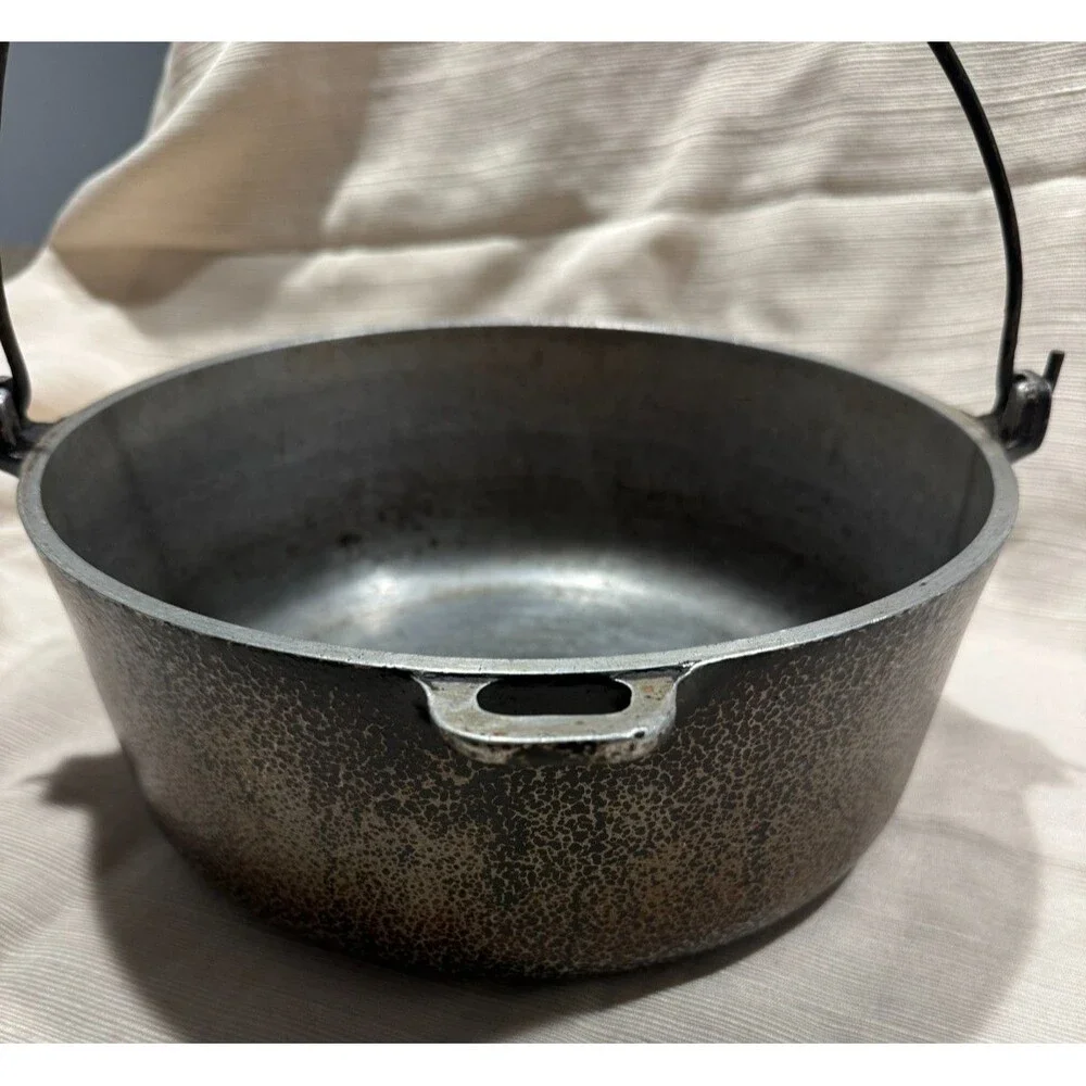 Club Hammercraft Aluminum Pot with Handle and Lid  4.5 Qt. 10